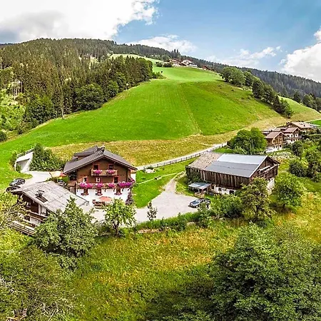 Schmiedhof * Τσελ αμ Ζέε