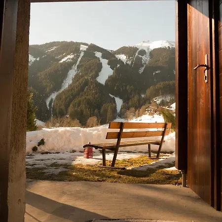 Schmiedhof * Τσελ αμ Ζέε